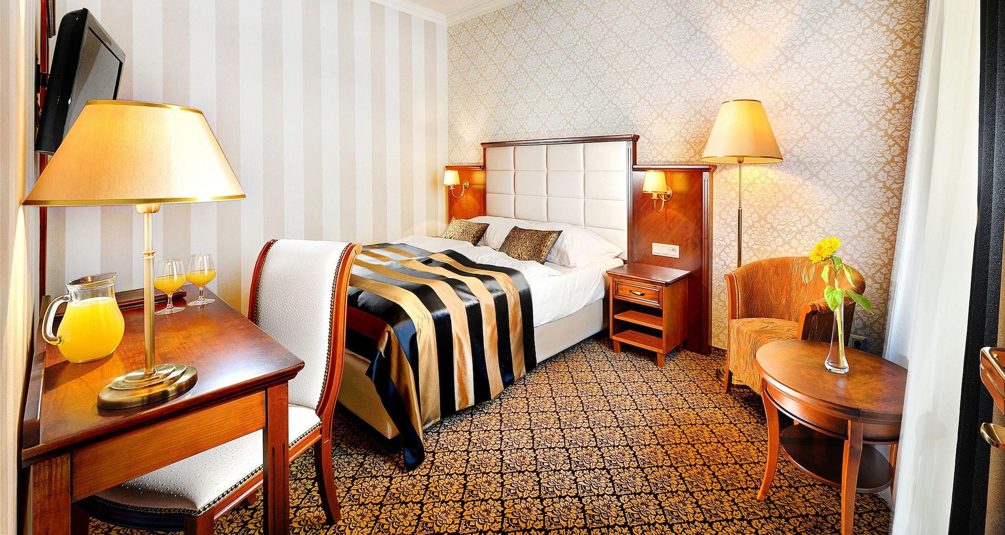 Grand Praha Hotel