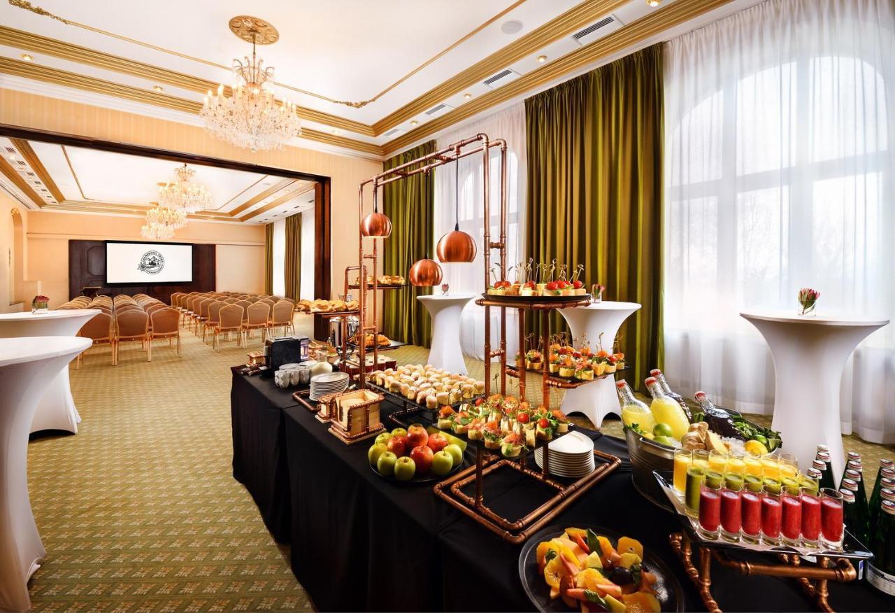 Grand Praha 4*