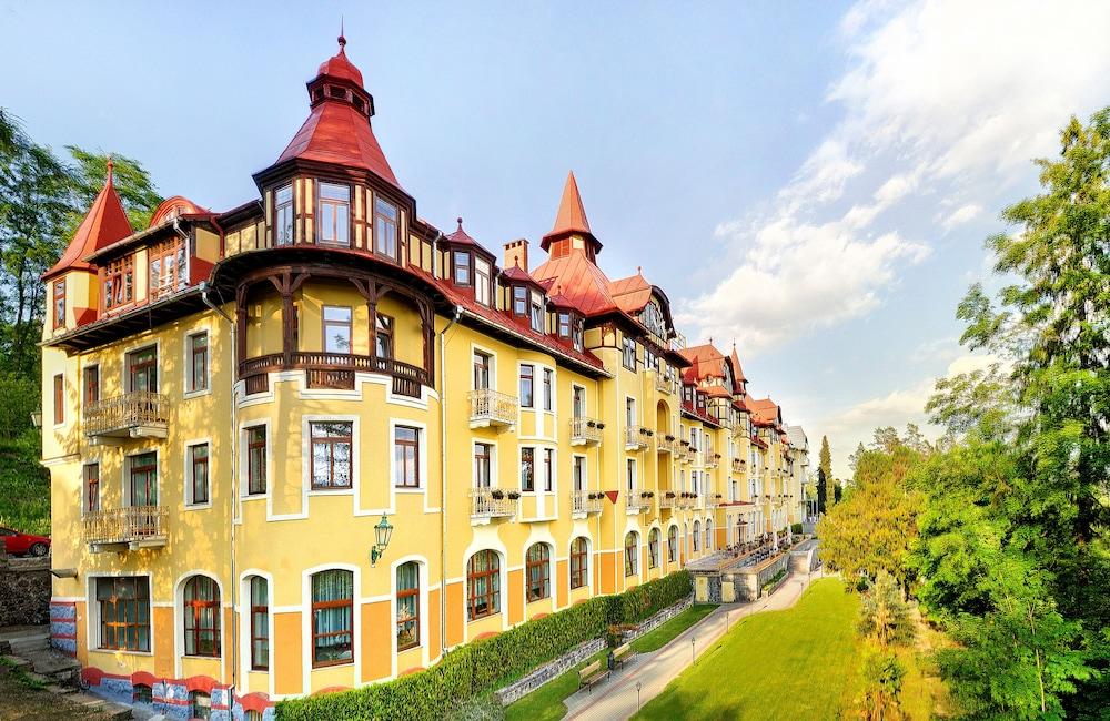 Grand Praha 4* Tatranská Lomnica